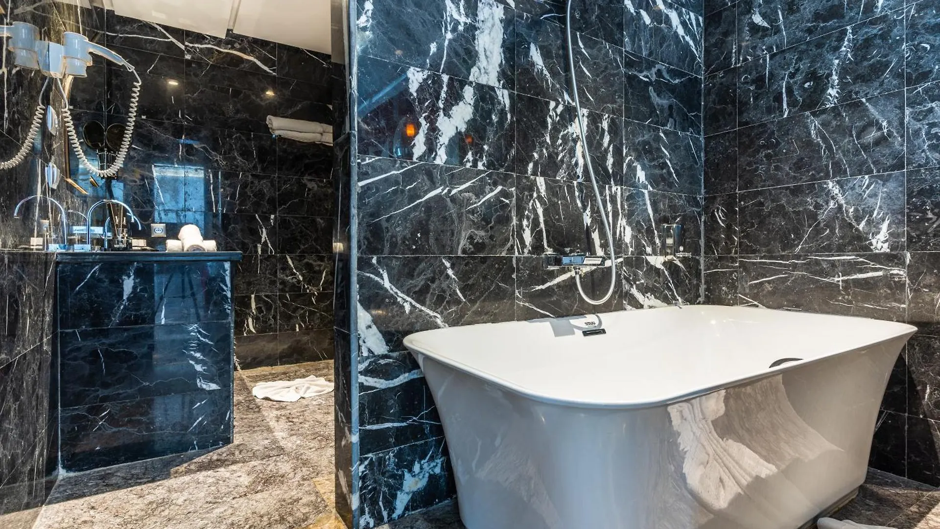 *****  One Hotel Casablanca Morocco