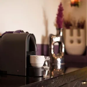 https://hotel-albakech-house.marrakeshhotelsmorocco.com